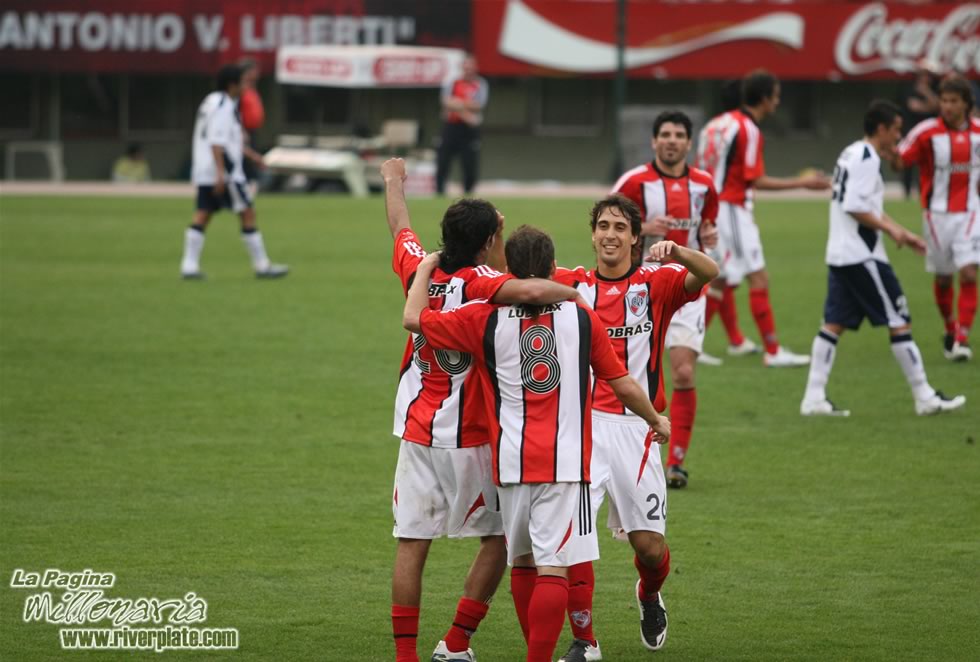 River Plate vs Velez Sarsfield (AP 2007) 20